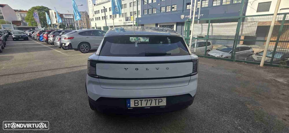 Volvo EX30 69 kWh Single Motor Extended Range Plus - 6