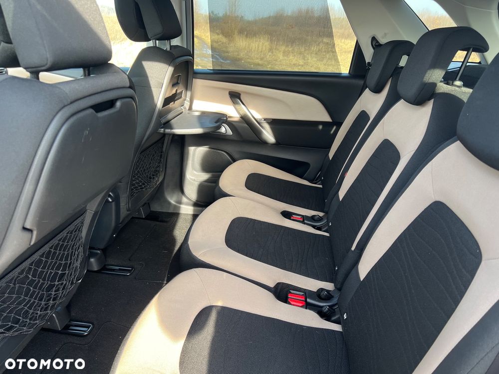 Citroën C4 Picasso - 17