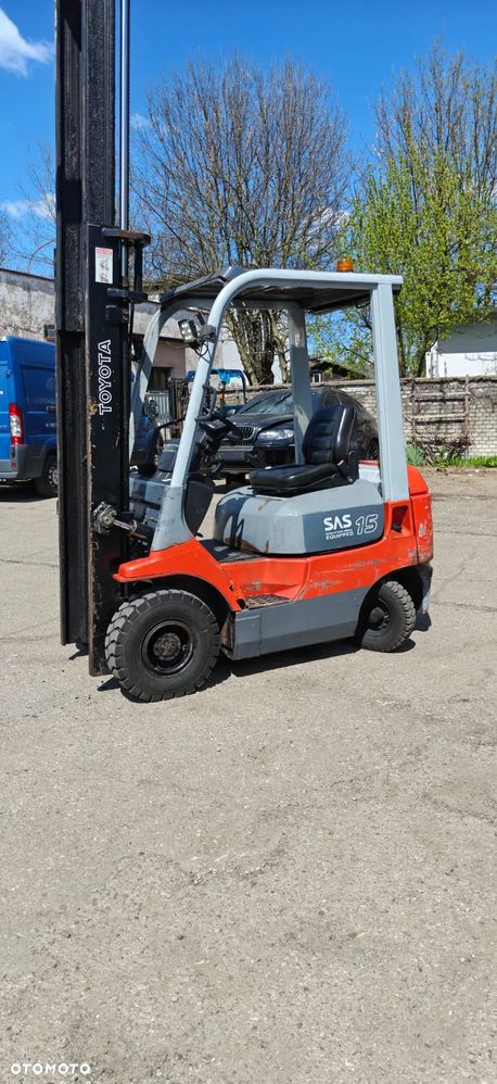 Toyota 7FDF15 - 3
