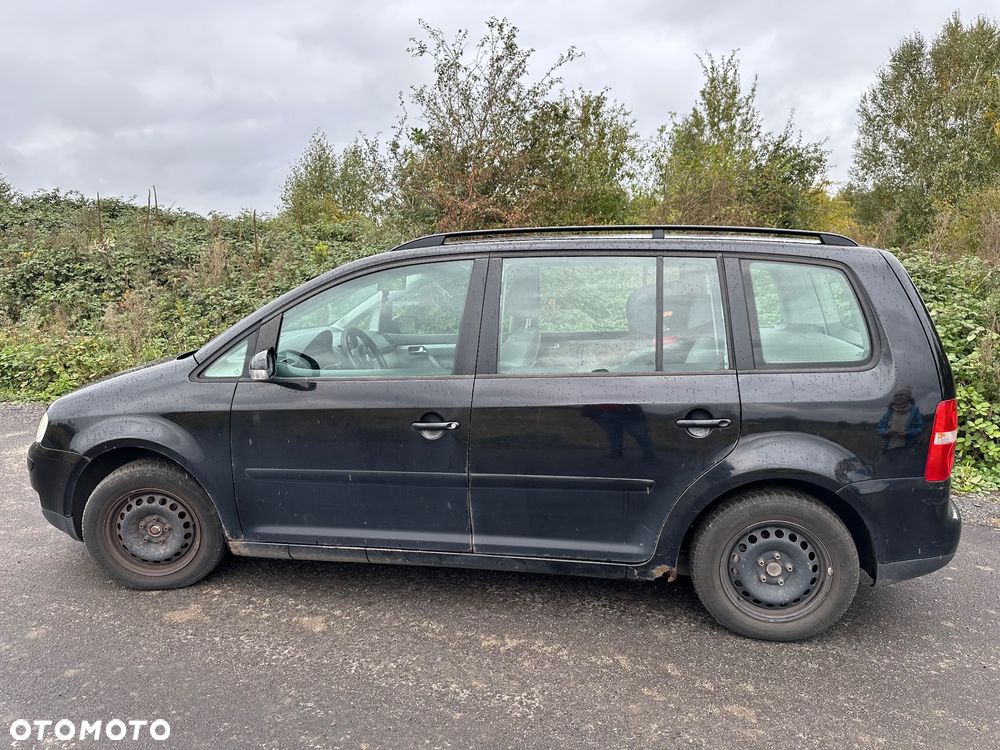 Volkswagen Touran 1.9 TDI Conceptline - 2