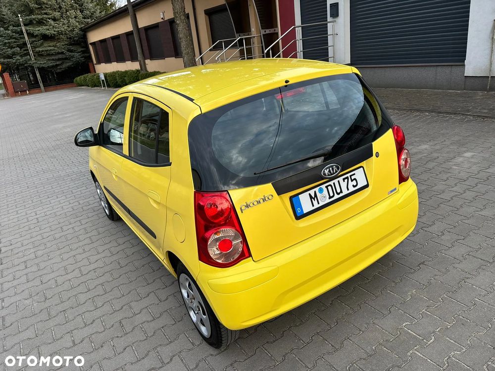 Kia Picanto - 11