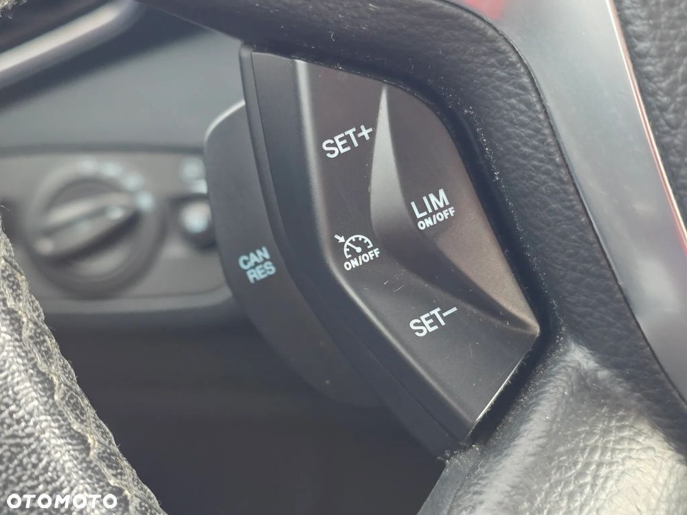 Ford C-MAX 2.0 TDCi Titanium - 23