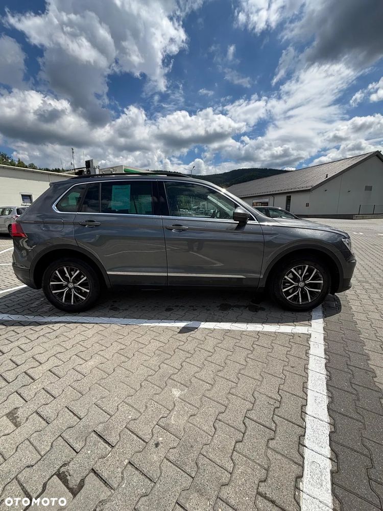 Volkswagen Tiguan - 12