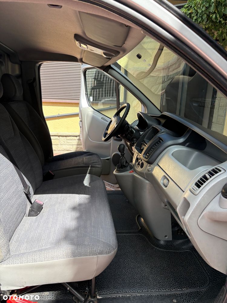 Renault Traffic 2.0 DCI - 14