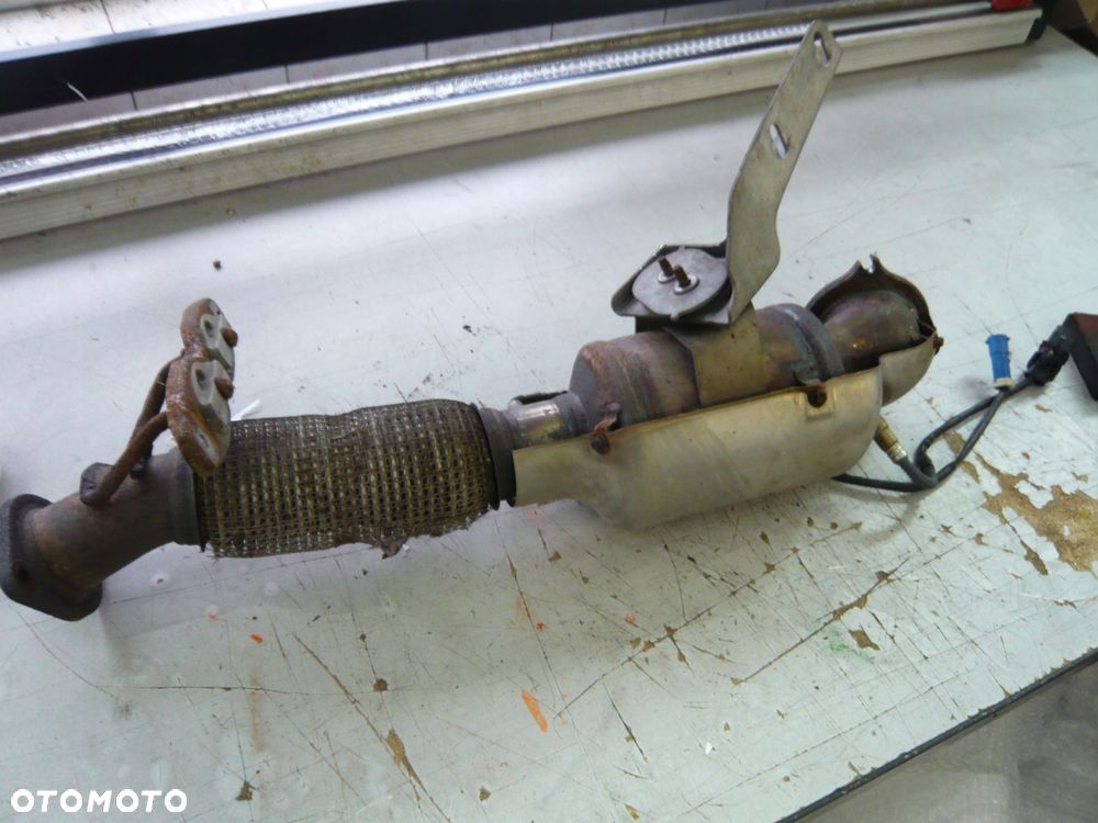 katalizator bv61-5e211-ee ford focus mk3 - 1