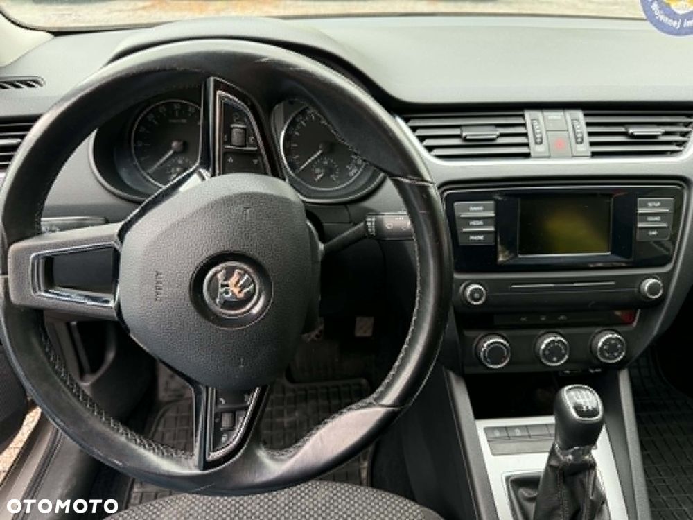 Skoda Octavia 1.6 TDI Edition - 10