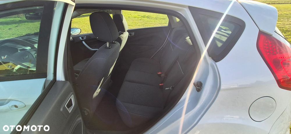 Ford Fiesta 1.4 TDCi Trend - 13