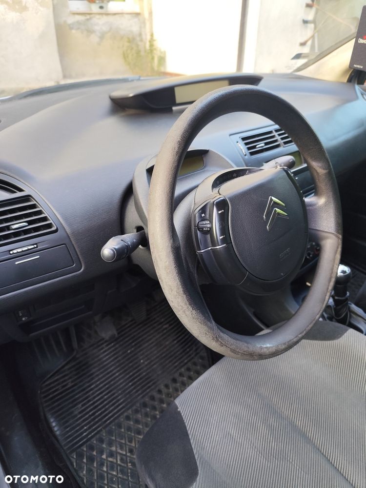 Citroën C4 - 10