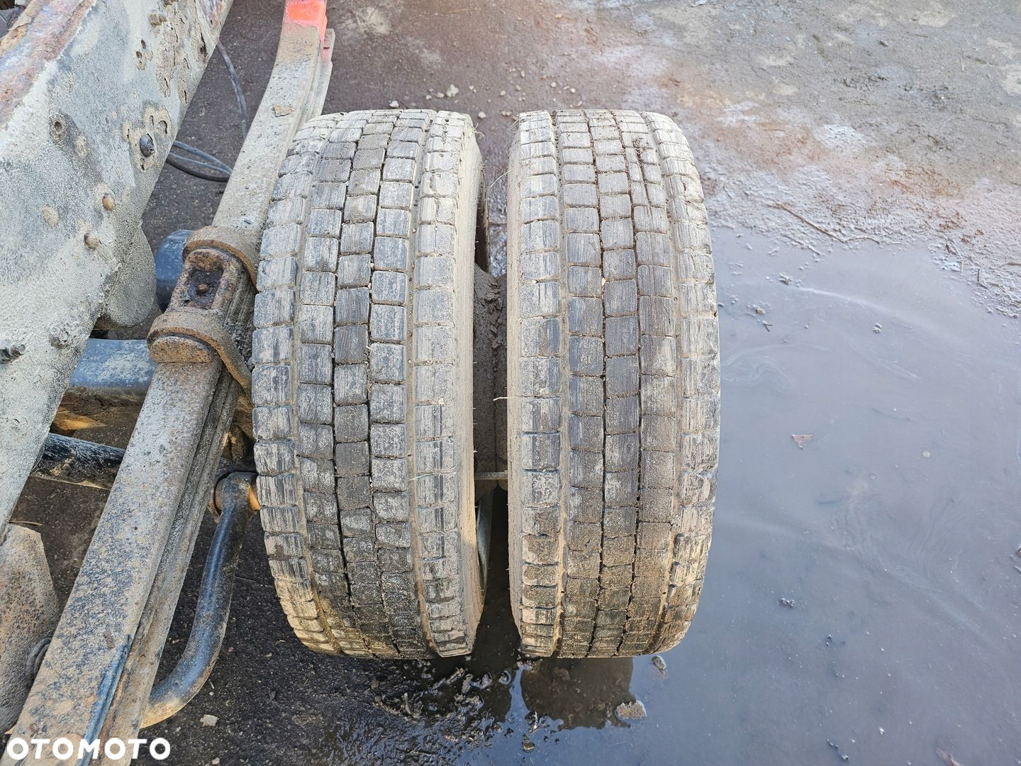 KOŁA KOŁO FELGI OPONY 4 sztuki RENAULT MIDLUM DUNLOP SP444 225/75 R 17,5 - 8