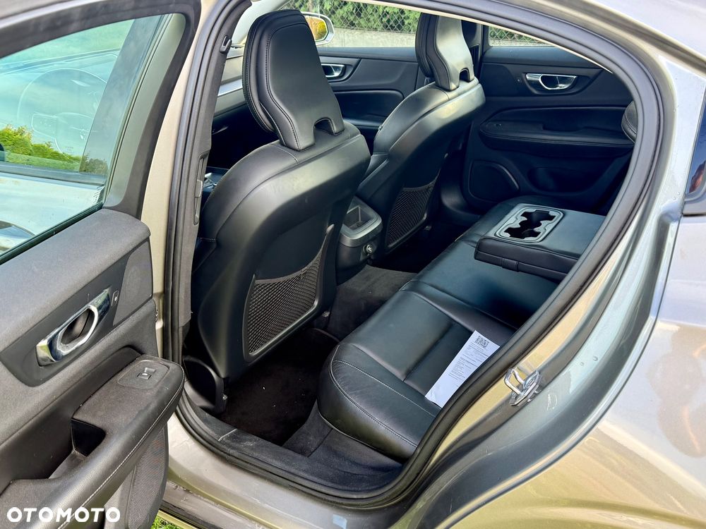 Volvo S60 - 12