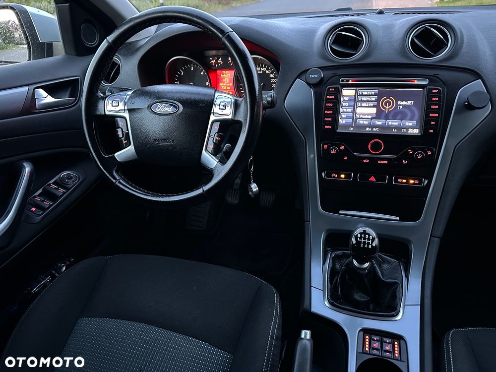 Ford Mondeo 2.0 TDCi Titanium - 22