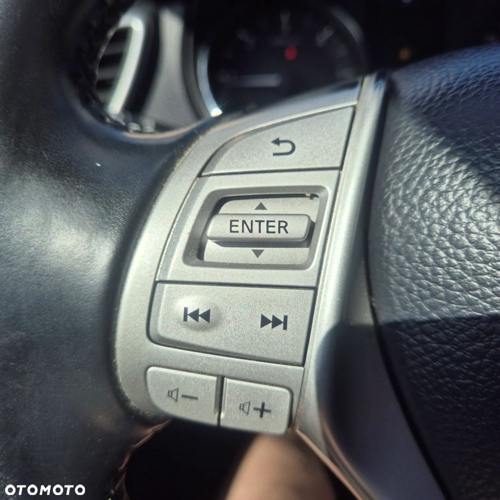 Nissan Qashqai 1.6 dCi 4 x 4 DPF Start/Stop tekna - 23