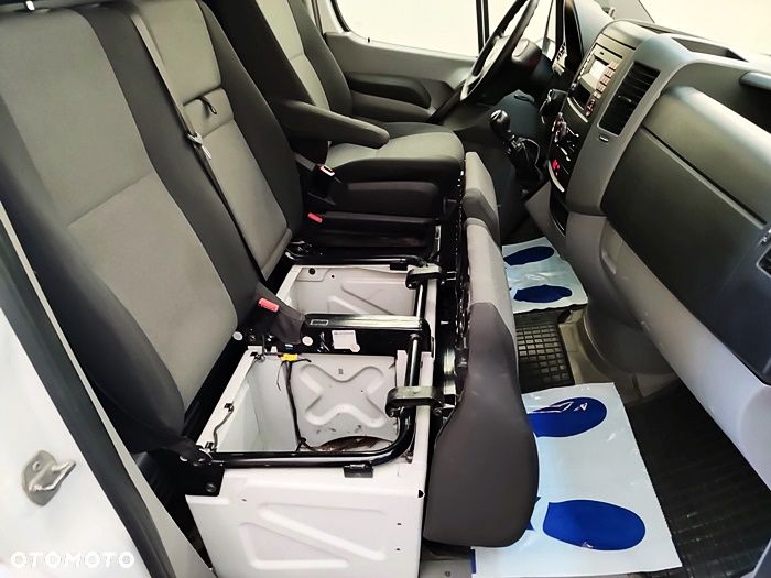 Volkswagen Crafter - 37