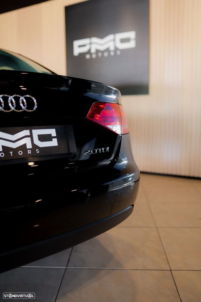 Audi A4 2.0 TDI Advance - 16