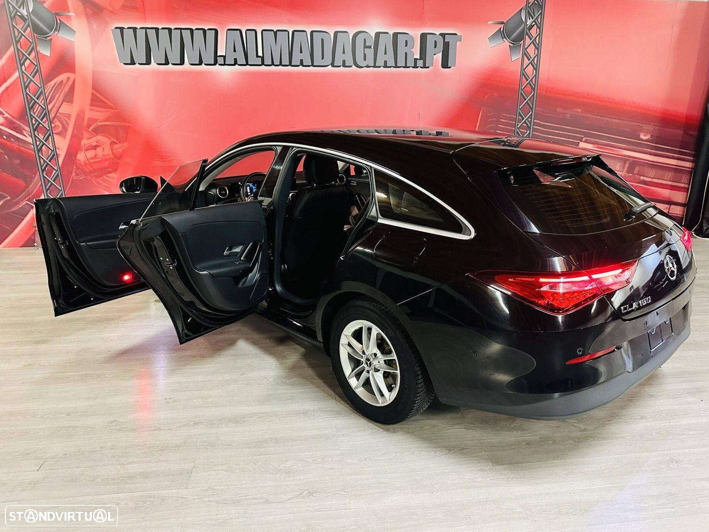 Mercedes-Benz CLA 180 Shooting Brake - 4