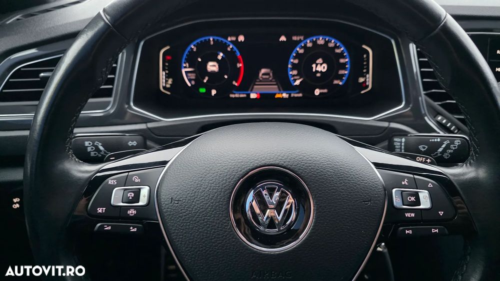 Volkswagen T-Roc 2.0 TDI DSG Sport - 40