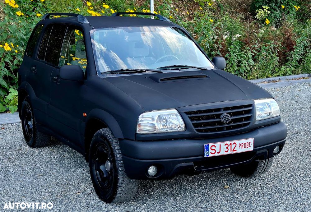 Suzuki Grand Vitara 2.0 TD Club - 10