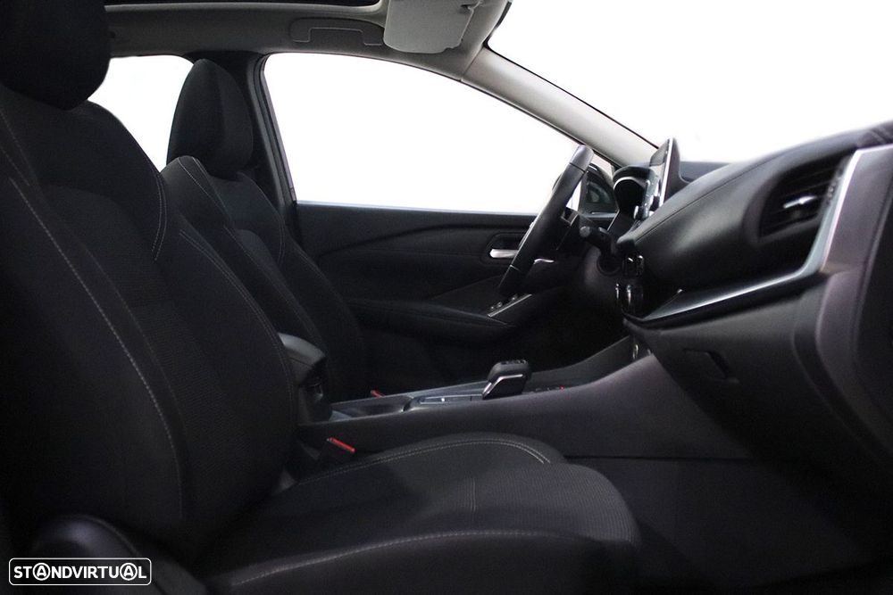 Nissan Qashqai 1.3 DIG-T Acenta Xtronic - 19