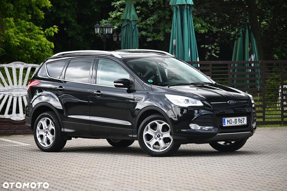 Ford Kuga 1.5 EcoBoost 2x4 Titanium - 5