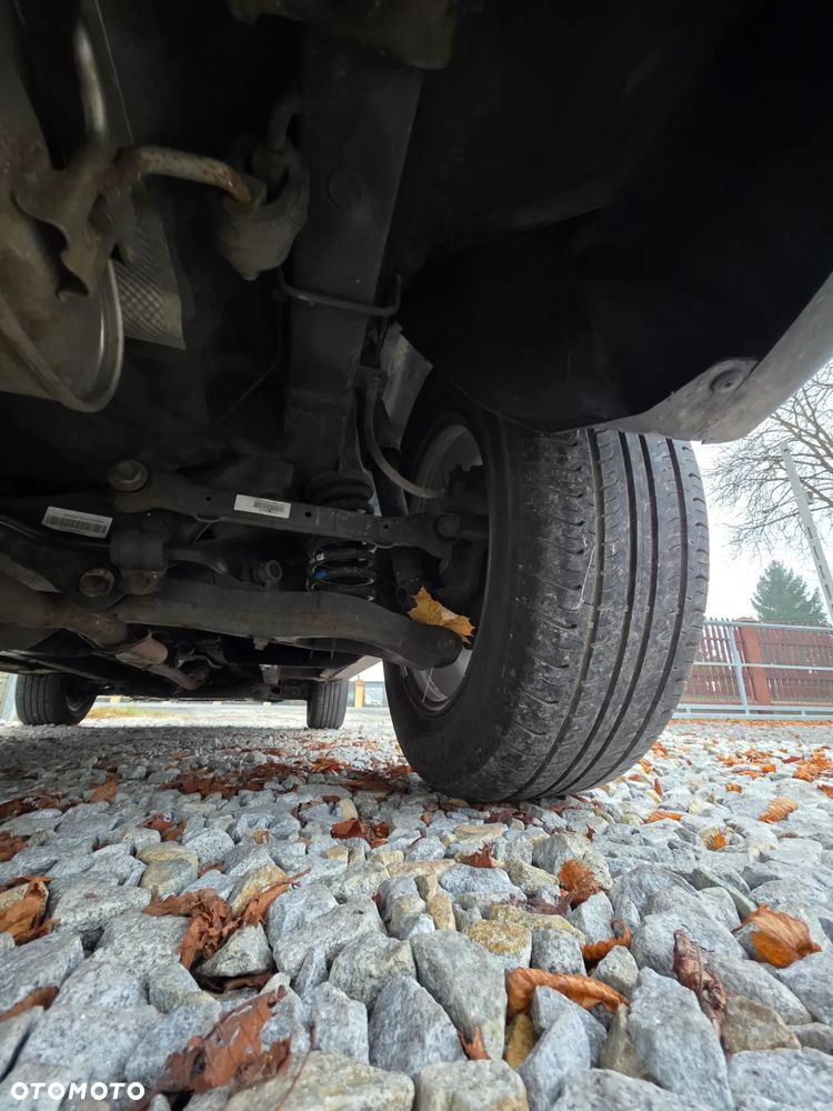 Hyundai ix35 1.7 CRDi 2WD blue Finale - 16