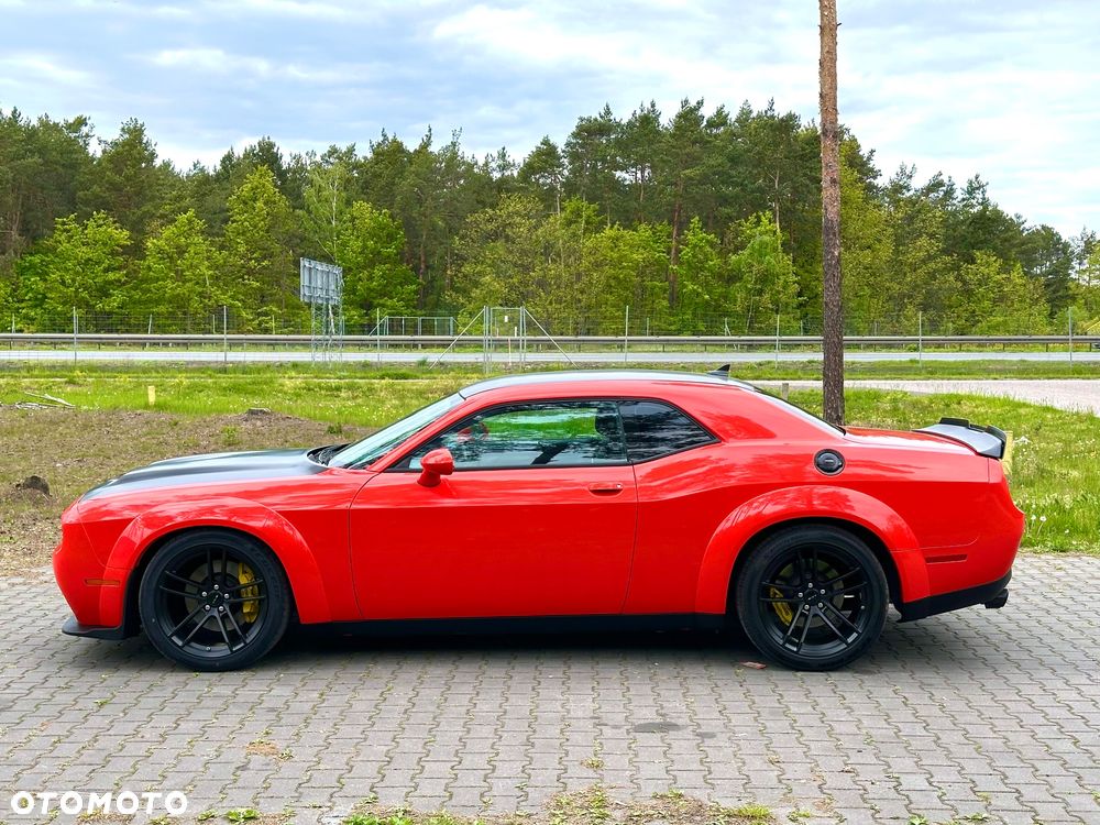 Dodge Challenger 6.4 Scat Pack - 8