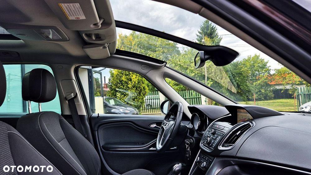Opel Zafira Tourer 1.4 Turbo Sport - 40