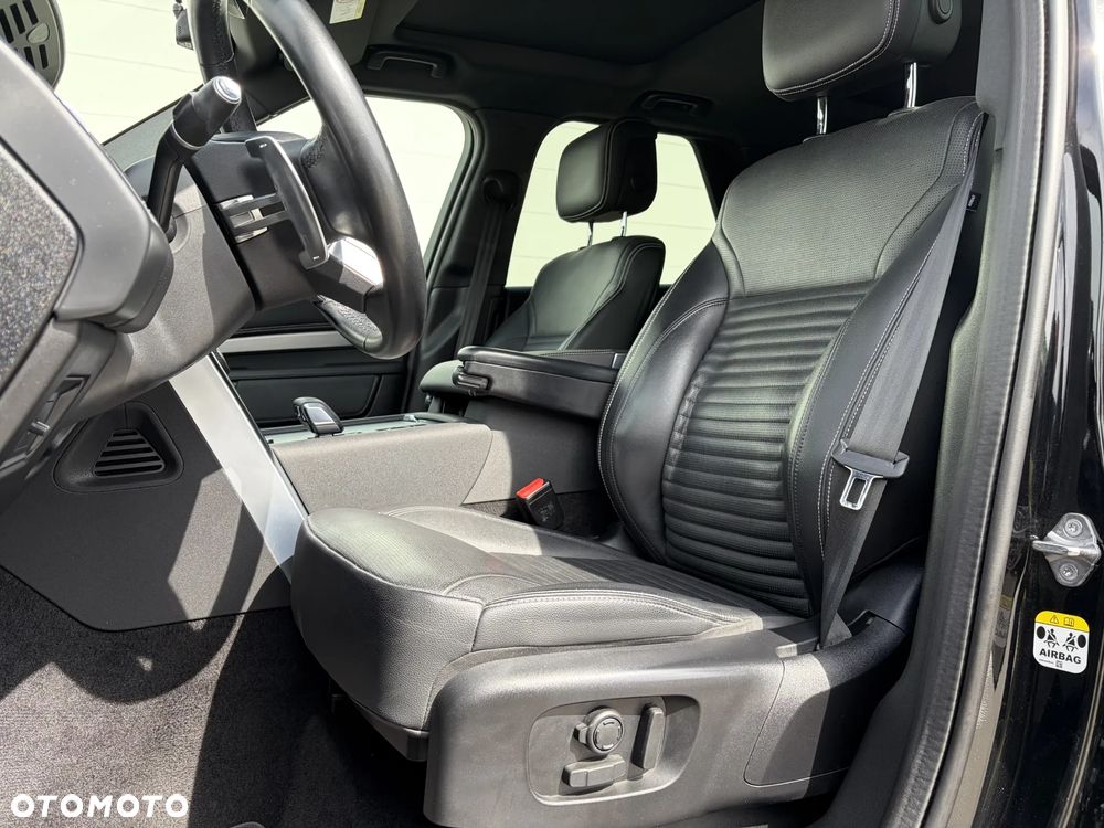 Land Rover Discovery 2.0 P300 R-Dynamic SE - 10