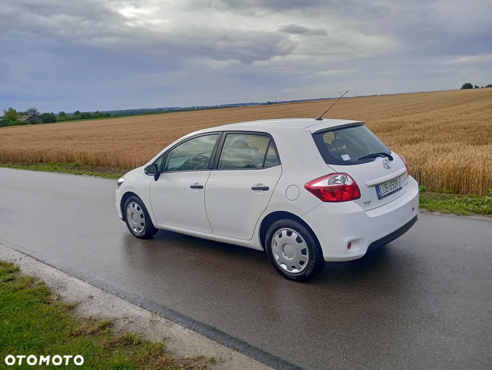 Toyota Auris 1.33 Dual-VVT-i Life - 15