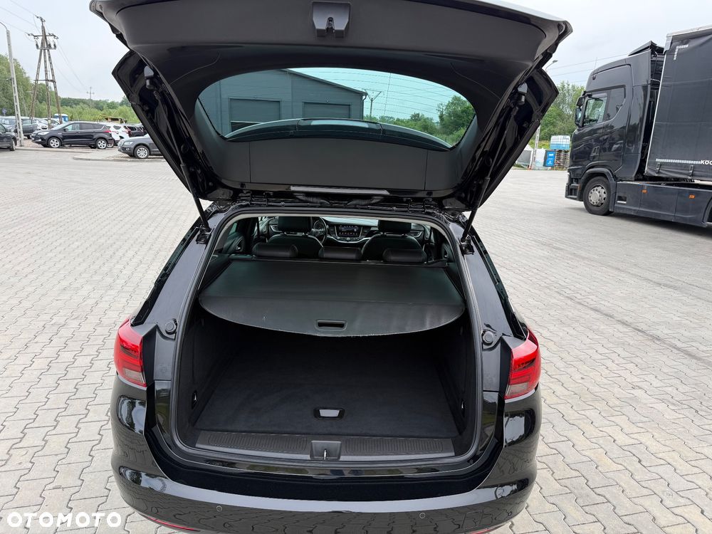 Opel Astra 1.6 D (CDTI) Innovation - 11