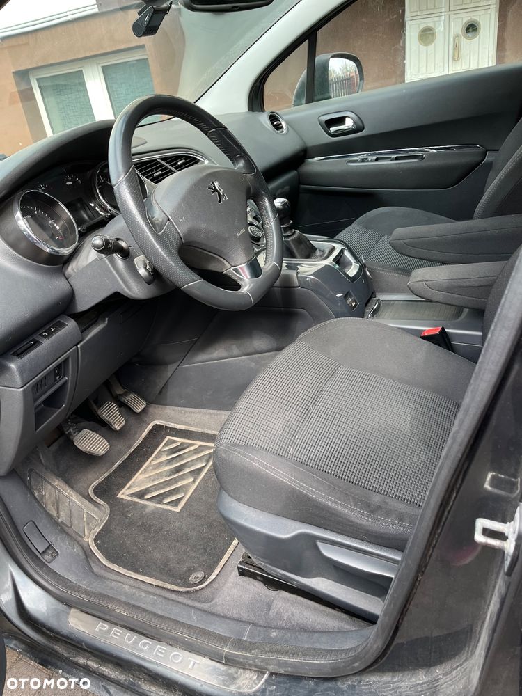 Peugeot 5008 1.6 HDi Premium - 4