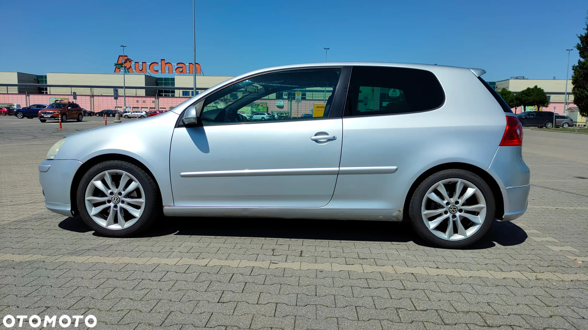 Volkswagen Golf 2.0 FSI Individual - 2