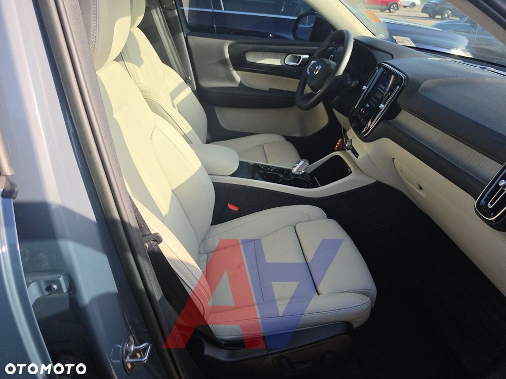 Volvo XC 40 - 16