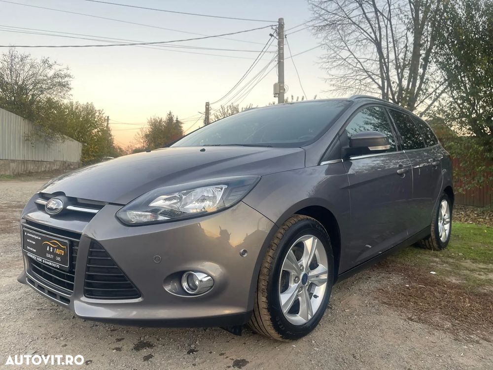 Ford Focus 1.6 EcoBoost Start-Stopp-System Champions Edition - 3