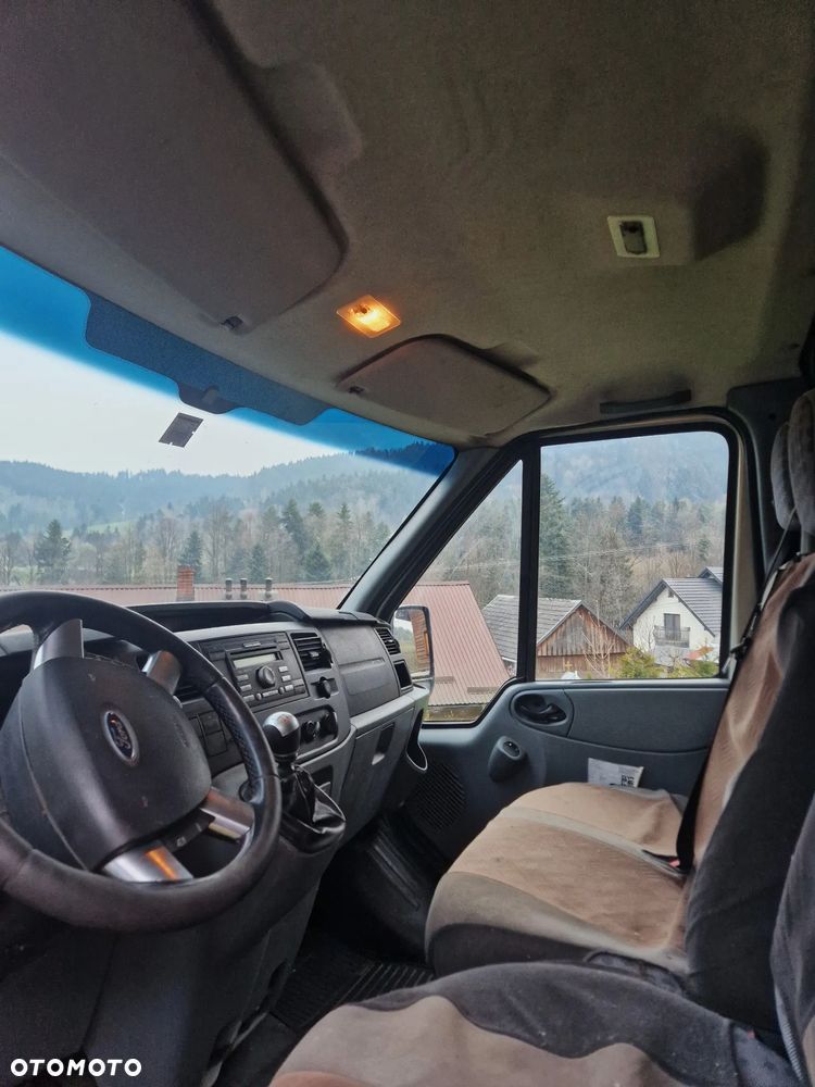 Ford Transit - 5