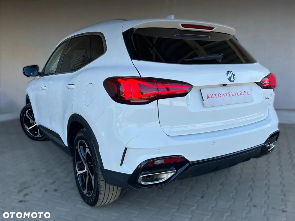MG HS 1.5 T-GDI Exclusive DCT - 16