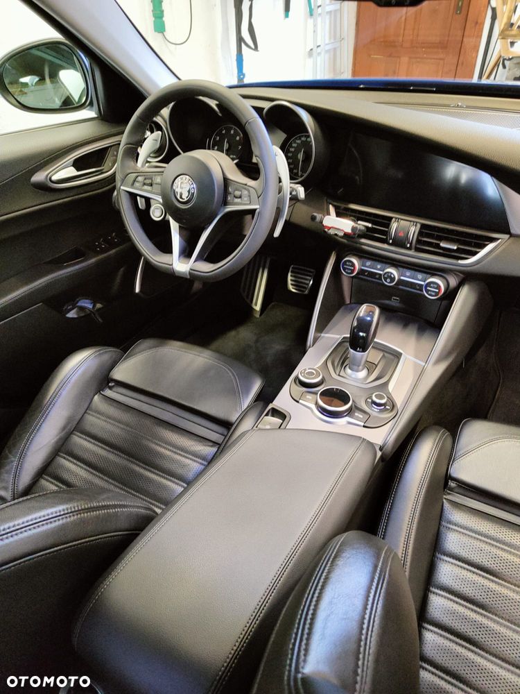 Alfa Romeo Giulia 2.0 Turbo Veloce Q4 - 28