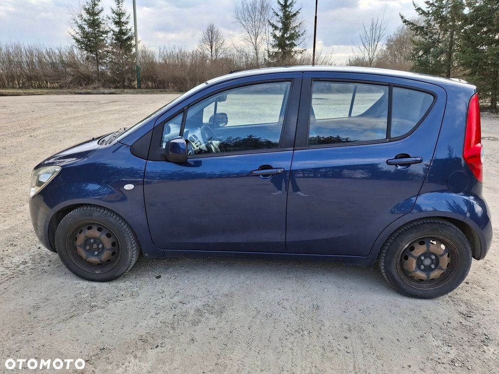 Opel Agila - 2