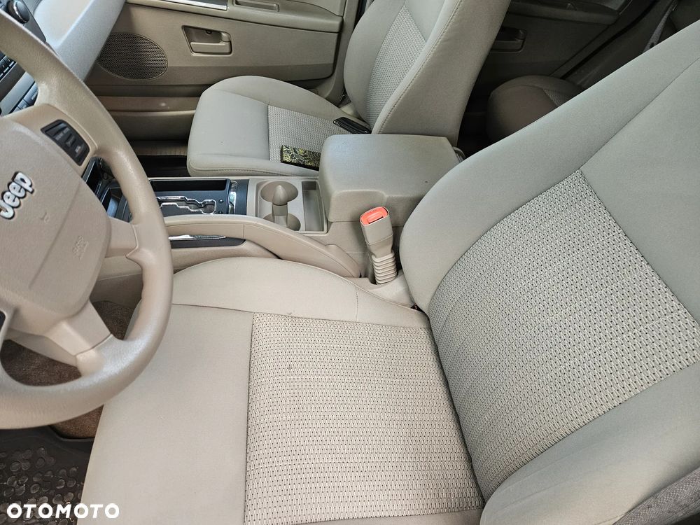 Jeep Grand Cherokee 3.7 4x4 Laredo - 5
