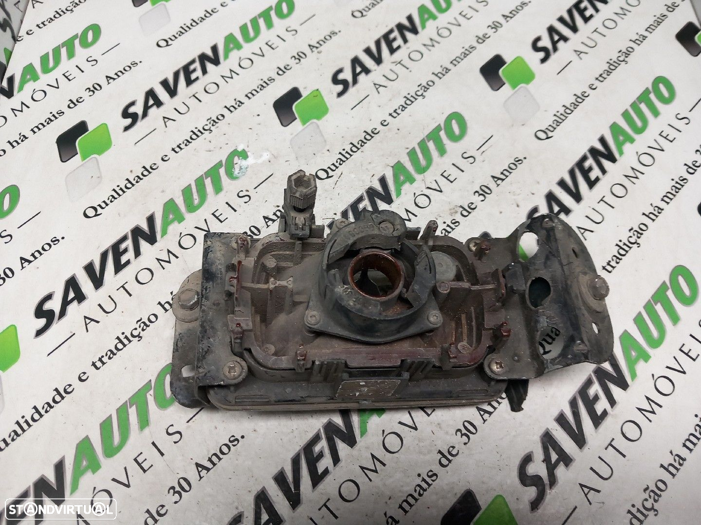 Farol Nevoeiro Toyota Corolla (_E12_) - 3
