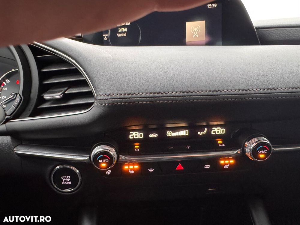 Mazda 3 e-Skyactiv G150 AT MHEV Plus - 18