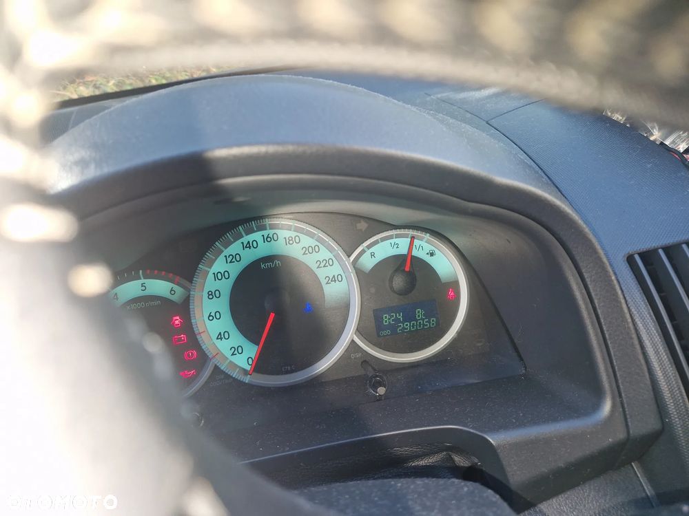 Toyota Corolla Verso 2.2 D-4D X + NAVI 7os - 8