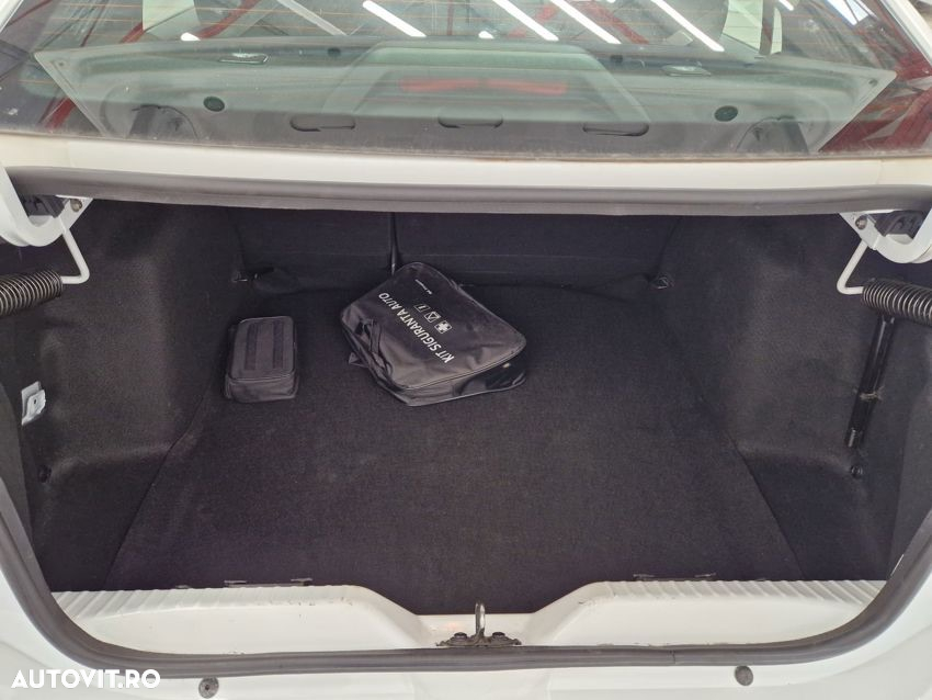 Dacia Logan TCe 90 MT6 Comfort - 3