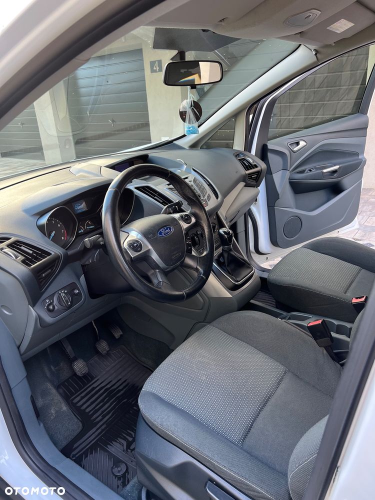 Ford C-MAX - 13