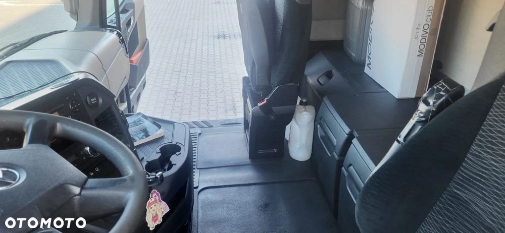 Mercedes-Benz ACTROS - 7