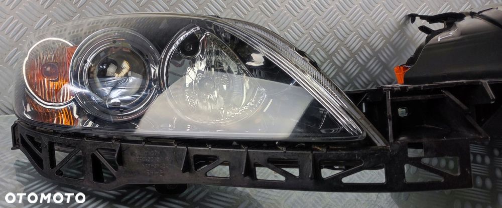 reflektor lampa prawa prawy lewy lewa przód przednia MAZDA 3 BK 04-09 EURO - 2
