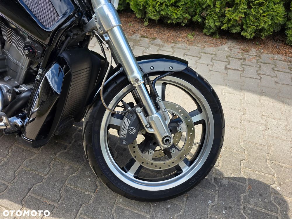 Harley-Davidson V-Rod Muscle - 20