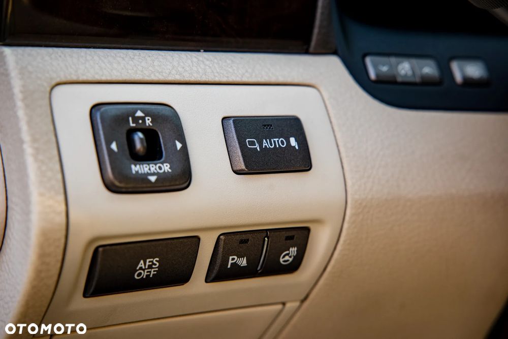 Lexus LS 460 Prestige - 10