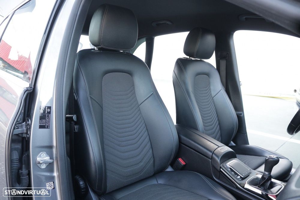 Mercedes-Benz B 180 d Style - 24