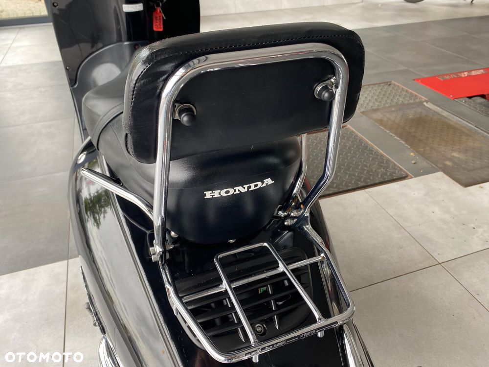 Honda Shadow - 12