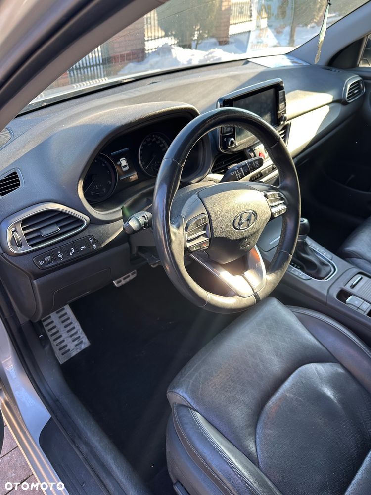 Hyundai i30 1.4 T-GDI DCT Premium - 11
